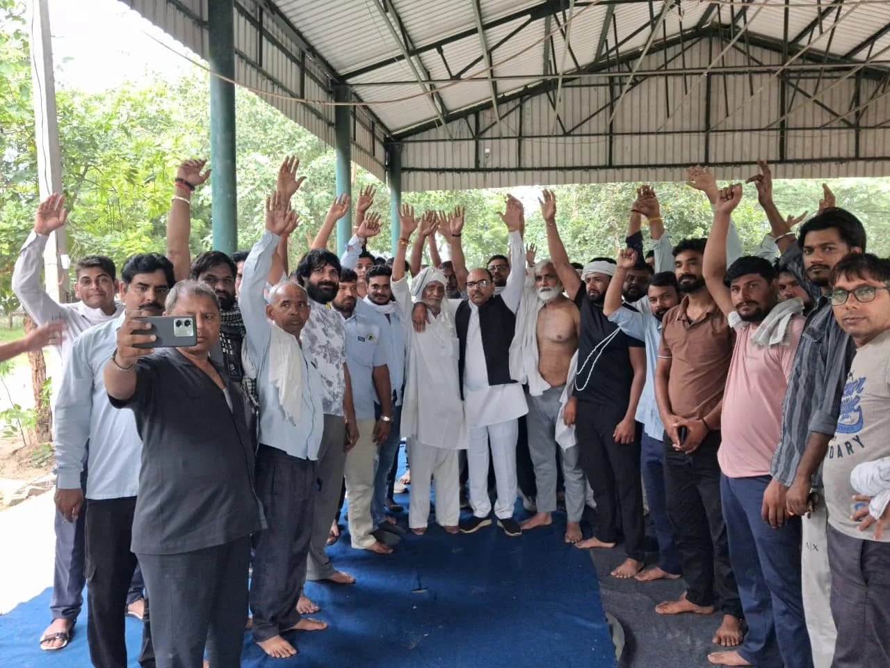 दिल्ली में DTC ड्राइवरों का आक्रोश, सतीश सर के साथ उठी न्याय की आवाज़